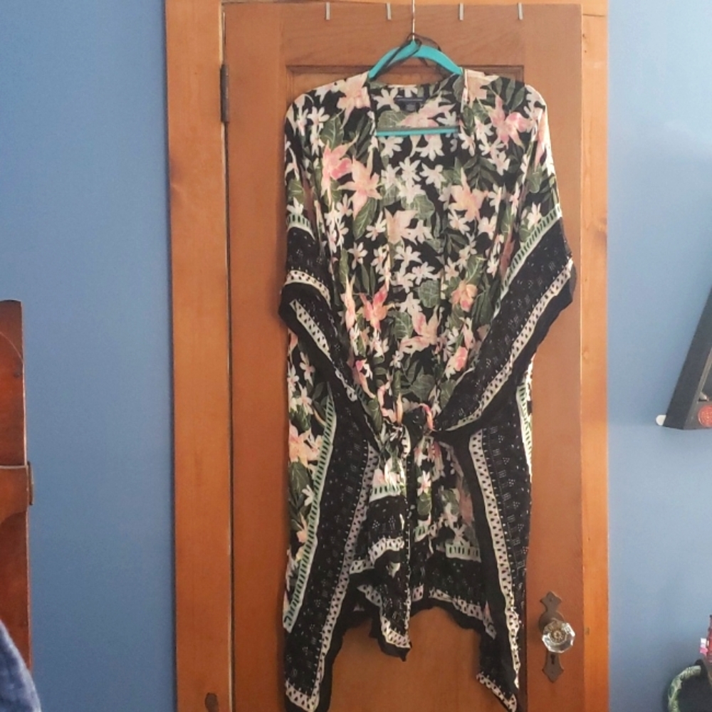 American Eagle Floral Long Cardigan
